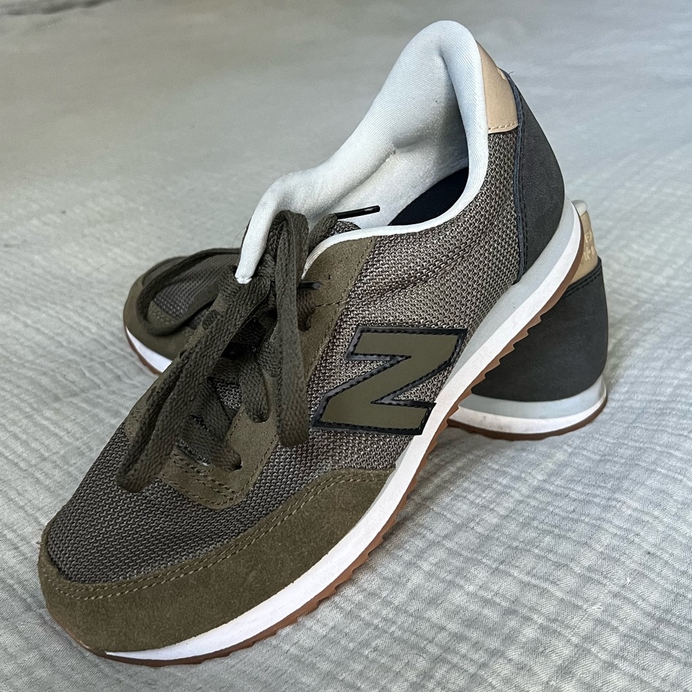 Classic Olive Green Women’s New Balance 501s